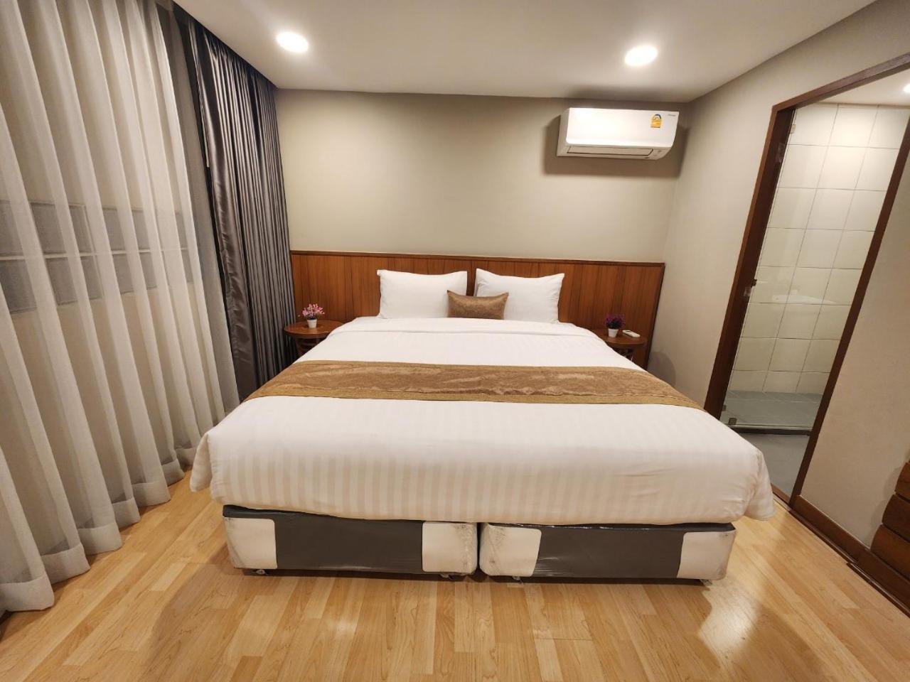 United Tower Thonglor By Aspira Lägenhet Bangkok Exteriör bild